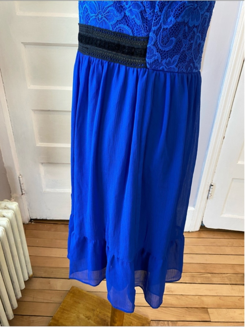 Disney Princess Snow White Royal Blue Lace Dress, Size XL - Picture 12 of 14